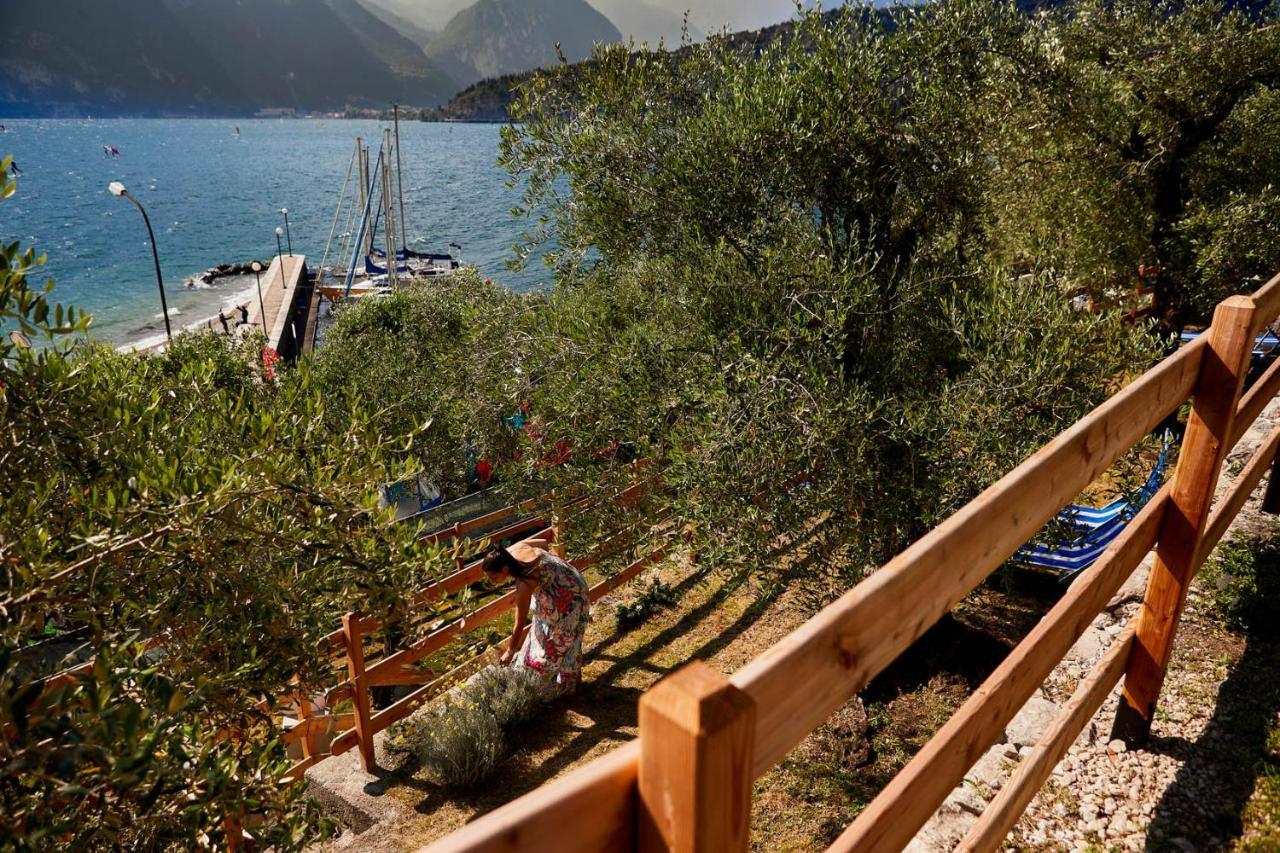 Hotel Paradiso Conca D'Oro Torbole Sul Garda Exteriör bild