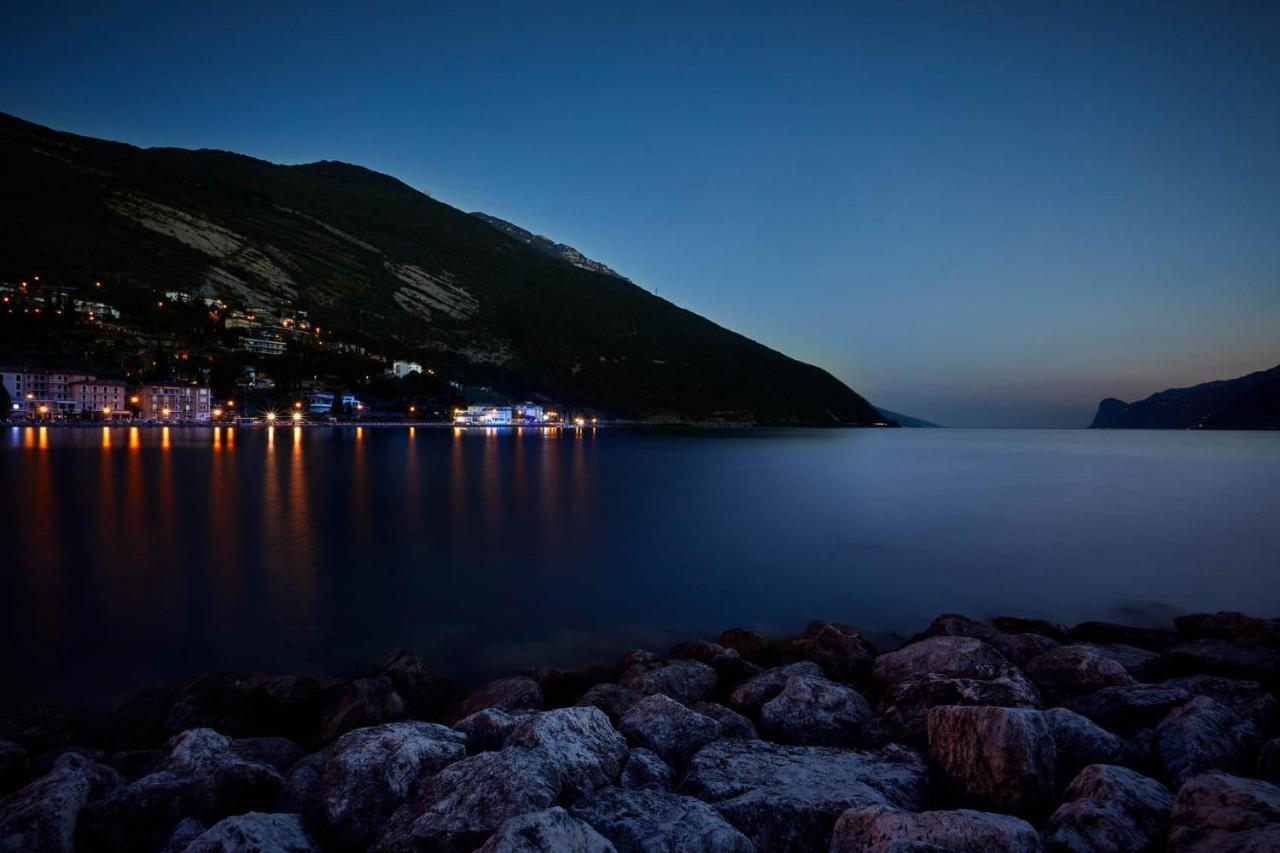 Hotel Paradiso Conca D'Oro Torbole Sul Garda Exteriör bild