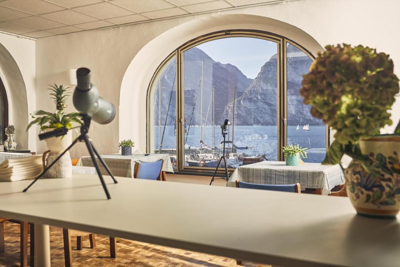 Hotel Paradiso Conca D'Oro Torbole Sul Garda Exteriör bild