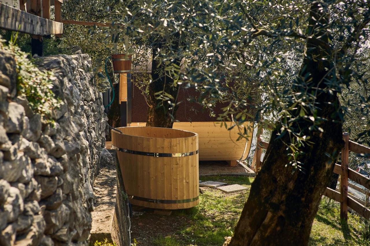 Hotel Paradiso Conca D'Oro Torbole Sul Garda Exteriör bild