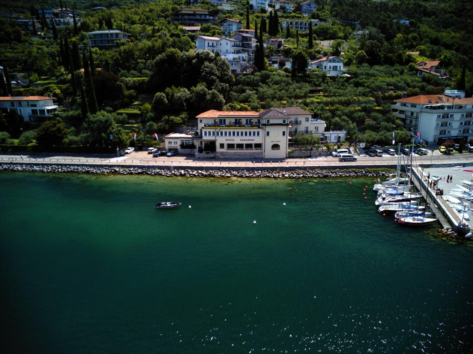 Hotel Paradiso Conca D'Oro Torbole Sul Garda Exteriör bild